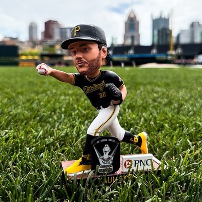 PAUL SKENES BOBBLEHEAD PITTSBURGH PIRATES 2026 CY YOUNG WINNER | eBay