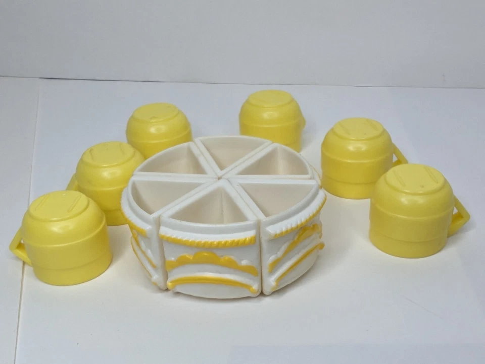 Lote de 12: Pastel de fiesta de cumpleaños My Little Pony años 80 y tazas amarillas Foto 2 de 4