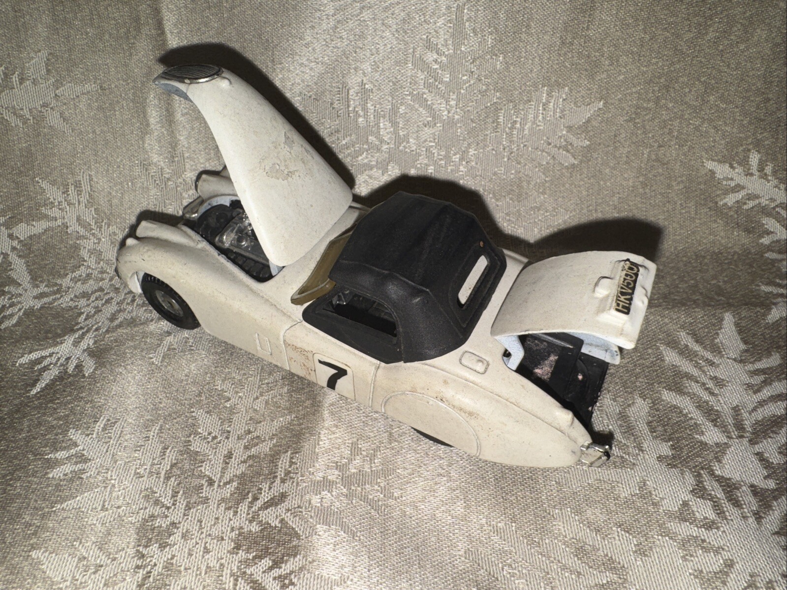 Picture 4 of 6