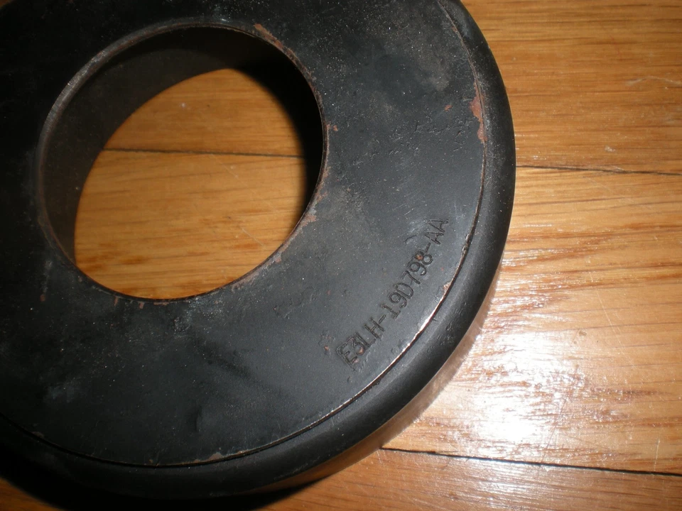 NOS 1983-1986 Lincoln Mark VII A/C compressor Clutch Asy E3LY-2884-A - Image 2 of 3