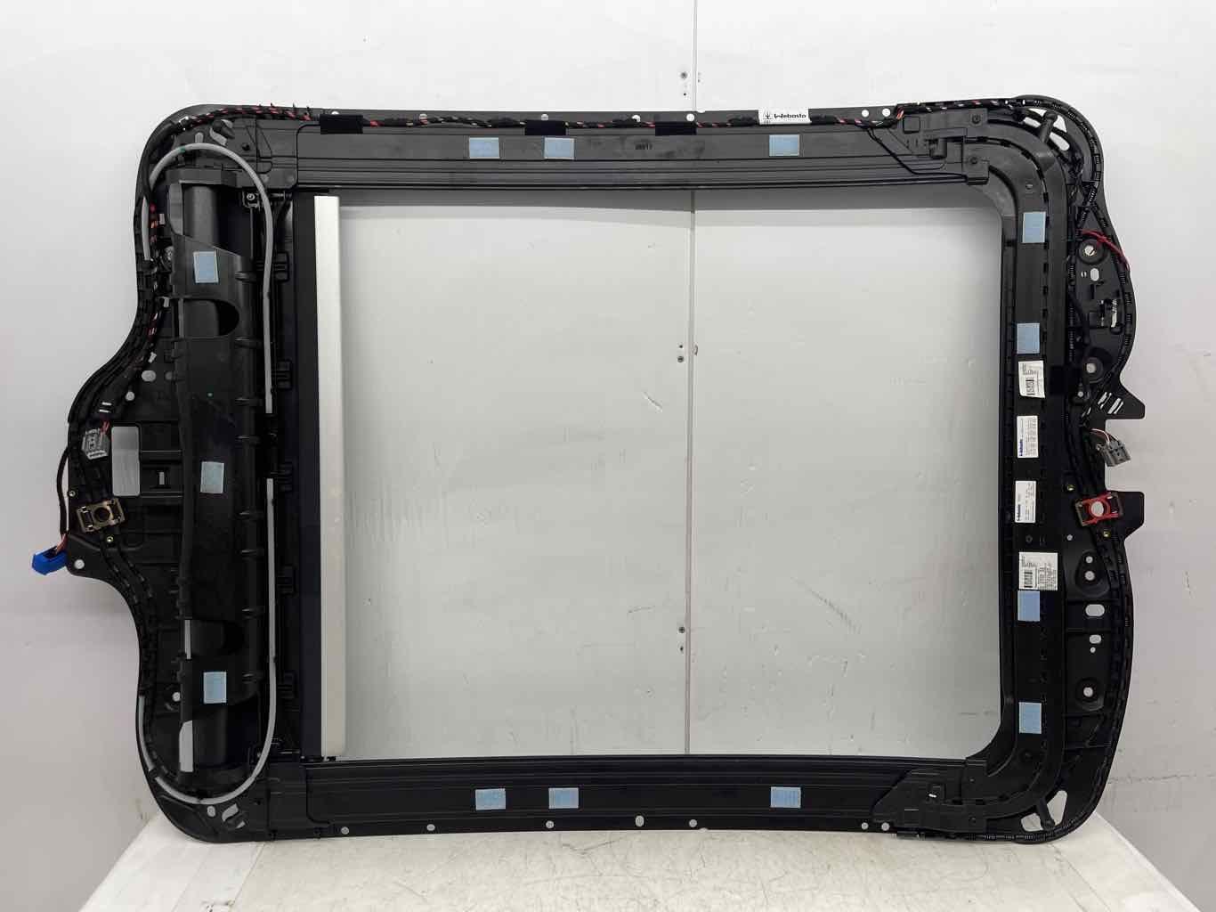 2017-2020 MASERATI LEVANTE OVERHEAD SUNROOF ASSEMBLY W/ WINDOW SHADE 670089773