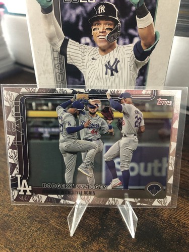2025 Topps Baseball Series 1 - Spring Training Parallel - pick a card!!! - Picture 12 of 16