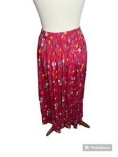 Vintage 80s red Floral Pleated Skirt With Elastic Waistband. Multicolored Flower