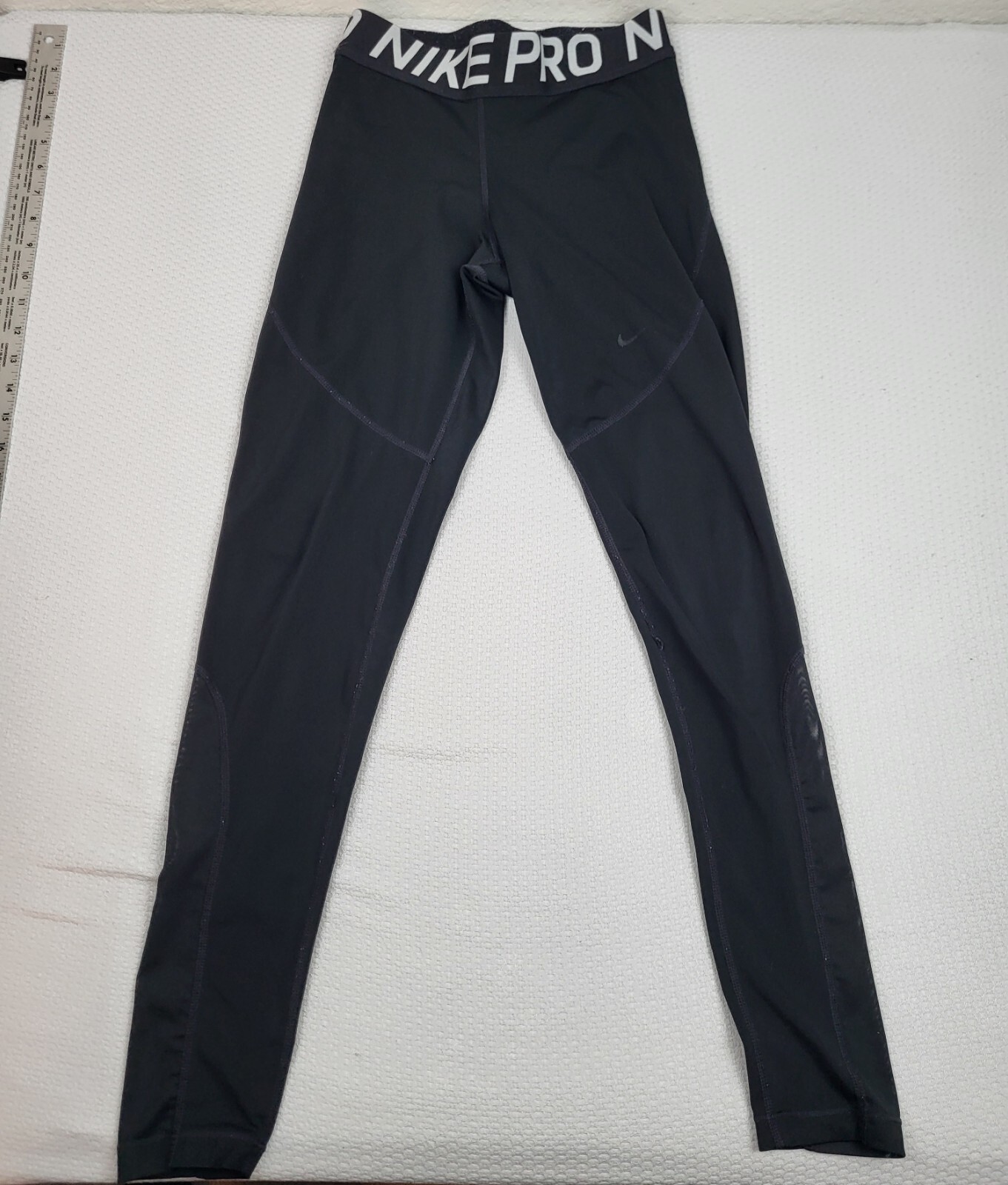 Nike Pro Women Small Black Lightweight Workout Yoga Leggings