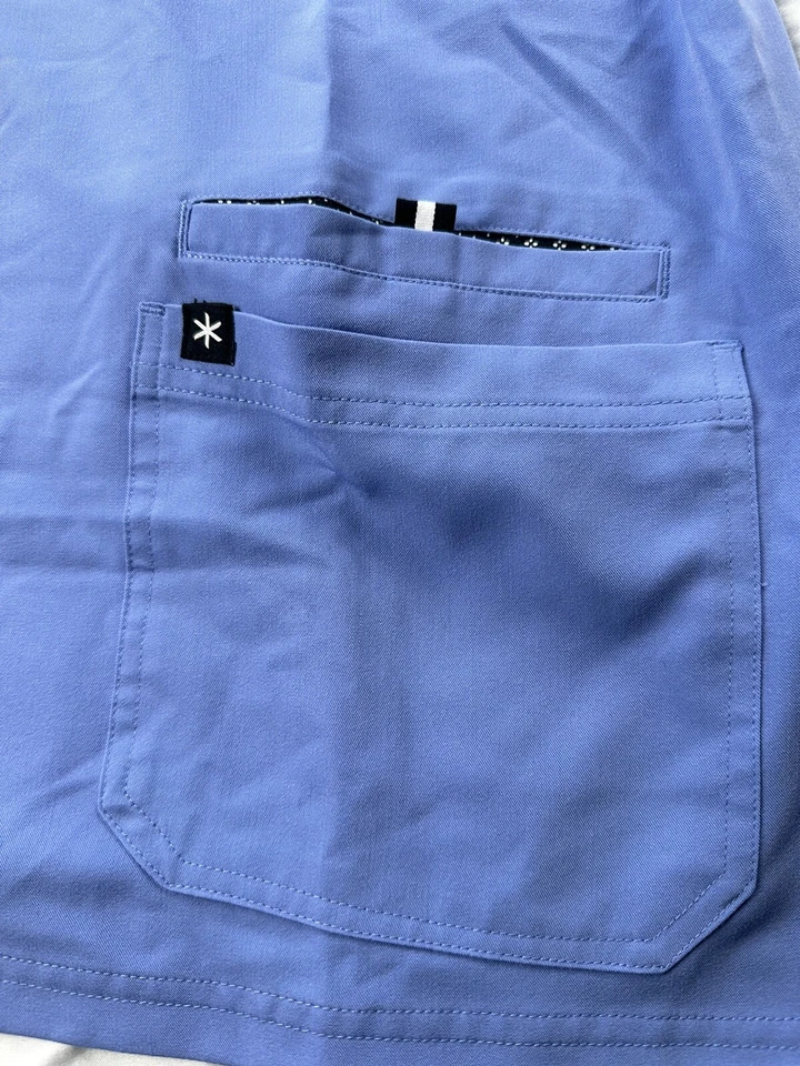 Conjunto Médico Beyond Para Mujer XL Cuello en V Top y Pantalón Jogger con Bolsillos Mechones Azul Foto 3 de 4