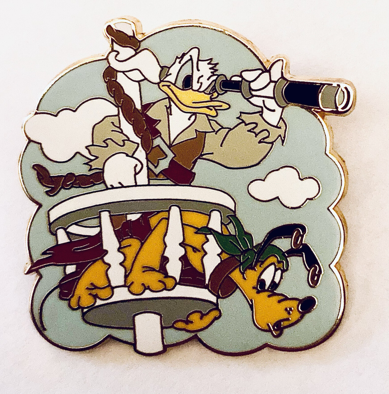 Disney Pin 83685 -From Pirates Starter Set- Donald Pluto 2011