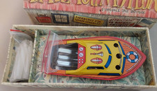 New Vintage Reproduction Candle Powered Tin Boat w/ candles and box