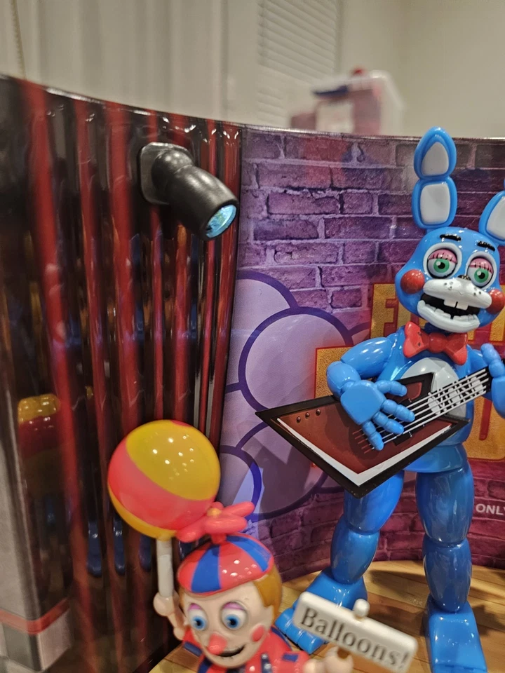 Five Nights At Freddy’s Characters On Stage Popcorn Bucket IN Hand Ships Now New - Image 4 of 4