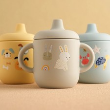 1PCS Cartoon Silicone Baby Feeding Cup BPA Free Leak Proof Training Cup With Han