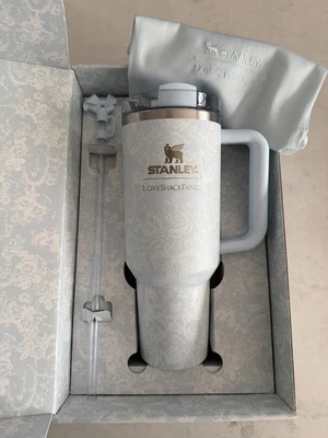 Stanley LoveShackFancy Holiday Quencher 40oz Toscana Toile Alpine Blue IN HAND