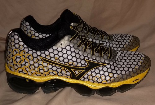Mizuno Wave Prophecy 3 Shoes Size 10.5 Mens Sneakers Trainers Running Kicks Gift - Picture 3 of 12