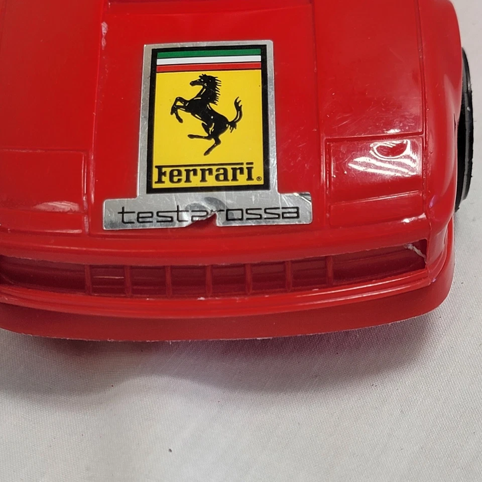 Vintage Ferrari Testarossa Plastic Car Made In The USA By TOOTSIETOY - Image 4 of 4