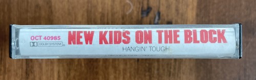 New Kids on the Block Hangin' Tough Cassette 1988 Columbia (USA) NKOTB rare find - Picture 3 of 4