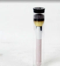 IT Cosmetics Heavenly Luxe Buffing Foundation Brush Rose Gold