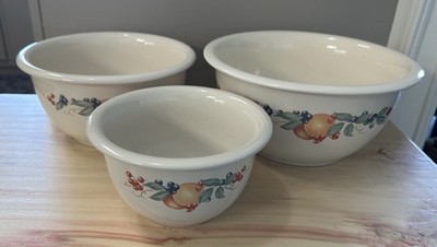 Corelle Coordinates Nesting Mixing Bowls | Set of 3 | 1-2-3 QT Fruit Pattern