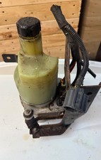 Volvo power steering pump - 30741955