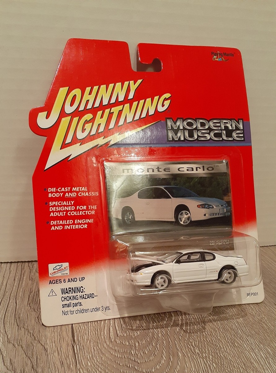 Johnny Lightning White Lightning Chevy Monte Carlo 2000 Johnny Lightning White Lightning Chevy Monte Carlo 2000