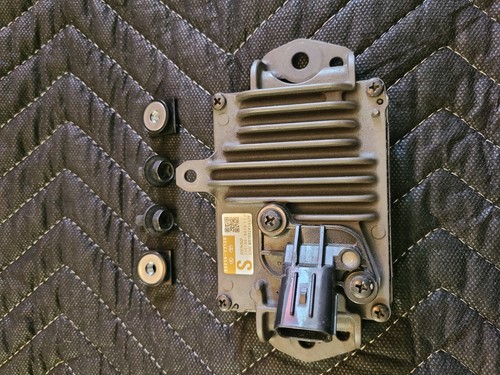 TOYOTA PRIUS PRIME..2020 TO 2022 FRONT Distance Radar Sensor OEM #88210-33120 - Picture 9 of 10