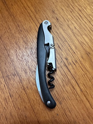Lisse SILVERADO VINEYARDS Waiters Black Aluminum Corkscrew Wine Key Opener - Picture 3 of 4
