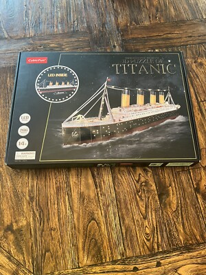 CubicFun 3D Puzzle Of Titanic Ship 266 Piece LED Inside Model Craft Kit Toy New