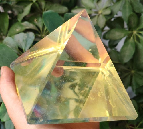 1160g 2.55lb CRISTAL DE CUARZO FUNDIDO AMARILLO BONITA PIRÁMIDE CURACIÓN 1 - Imagen 9 de 16