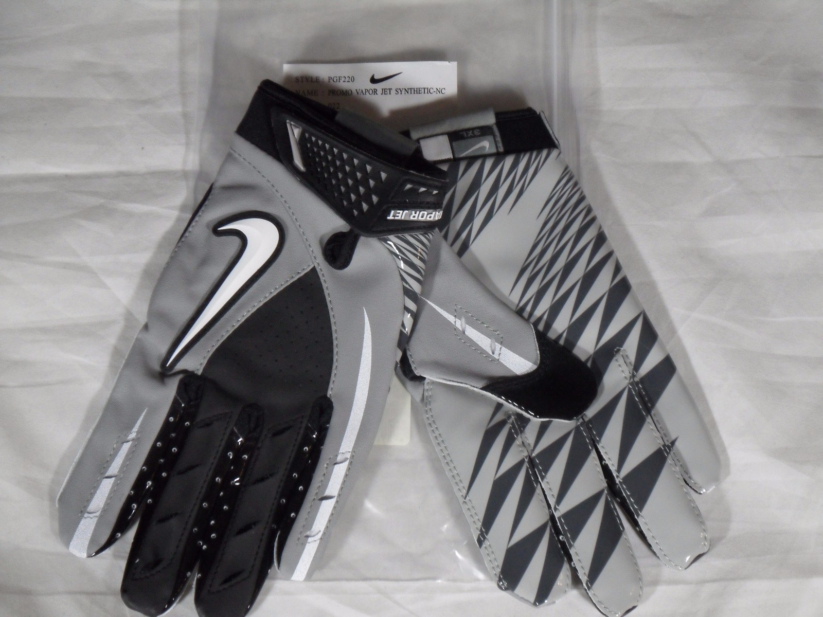 nike vapor knit 1.0 gloves