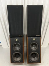 Polk Audio Monitor Series 5 3-way, 6 Ohm, 20-125W Woodgrain Bookshelf Speakers