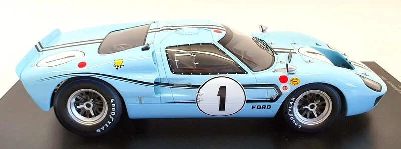 Spark 1/18 Scale Model Car 18S470 - 1967 Ford GT40 Mk 2B #1 Winner 12H Rheims - Image 4 of 4