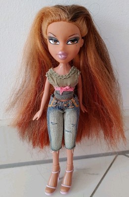 Bratz Puppe Magic Hair Yasmin mit hübschen langen Haaren