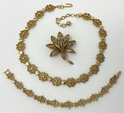 Vintage 70s Avon Precious Pretenders Necklace Bracelet Jewelry Set 