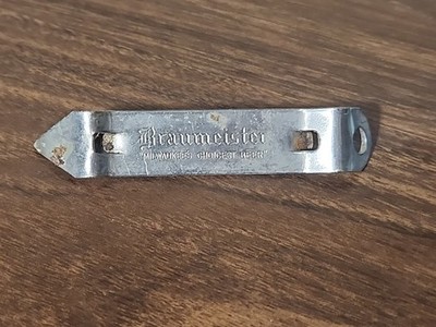 Vintage Braumeister ''Milwaukee s Choicest Beer'' Metal Bottle / Can Opener