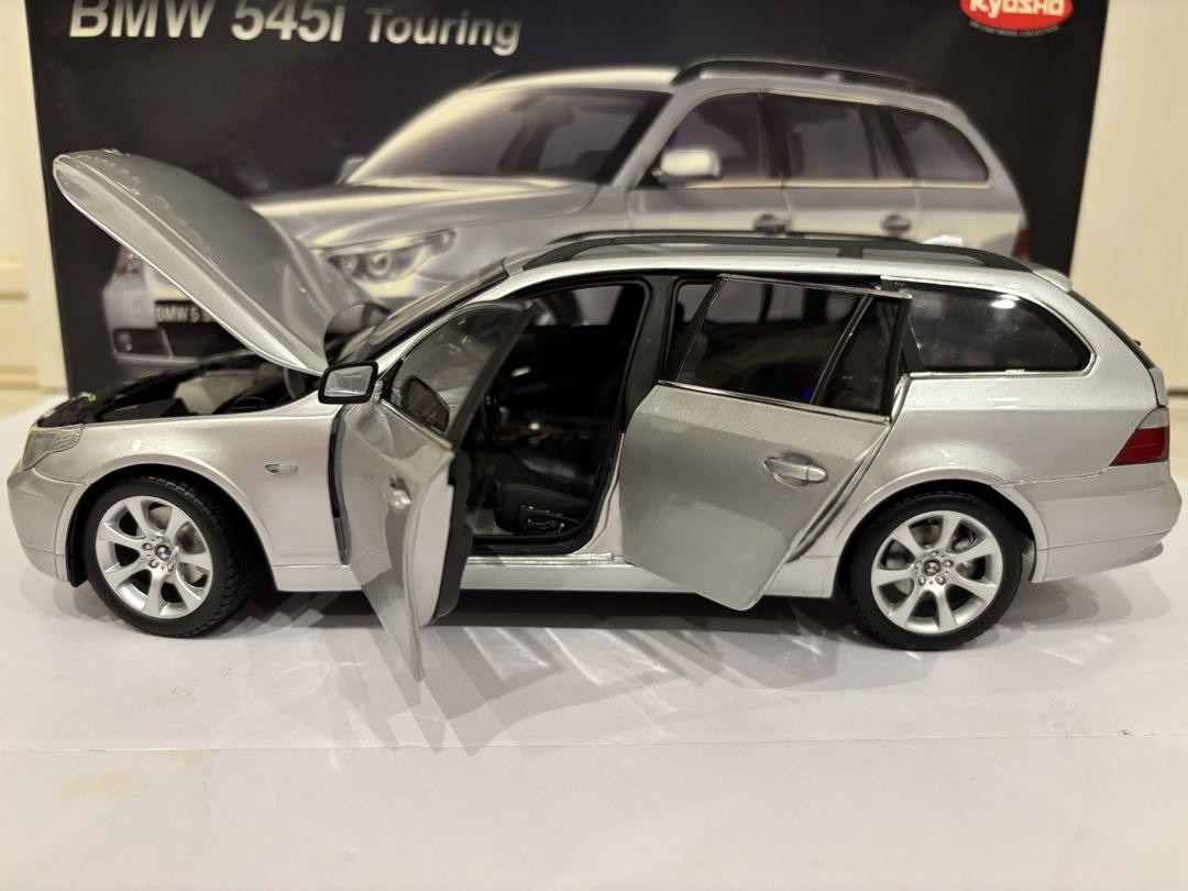 BMW 545i touring E61 silver ミニカー 京商 1/18 BMW 545i