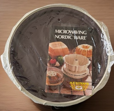 NEW VTG Nordic Ware Microwave Sizzlin Skillet Brown Sear Grill