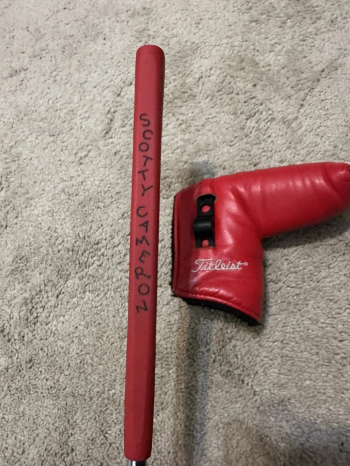 Scotty Cameron Studio Stainless Newport RH 32.5 inch Putter with headcover - Image 4 of 4