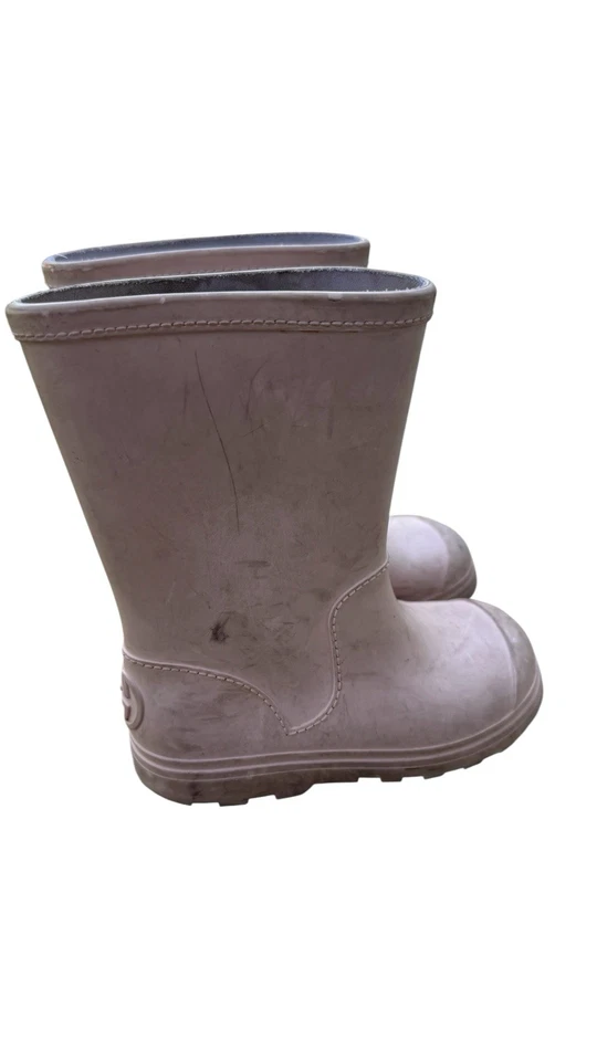 Botas de lluvia de goma rosa rubor Gucci para niñas con logotipo GG en el tacón trasero. Rasguños. 10 Foto 4 de 4