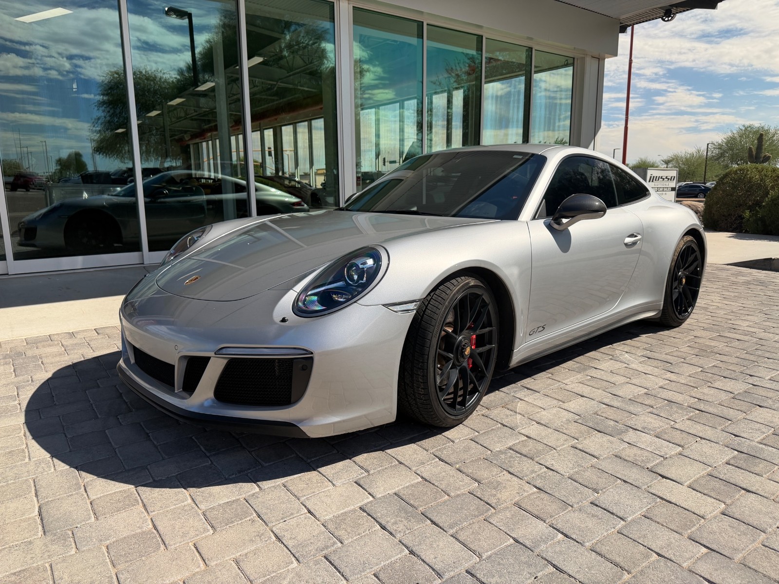 2018 Porsche 911 Carrera GTS