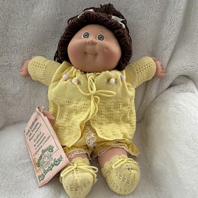 Cabbage Patch Kids Rosetta Sally Doll w/ Official Adoption Papers, Yellow