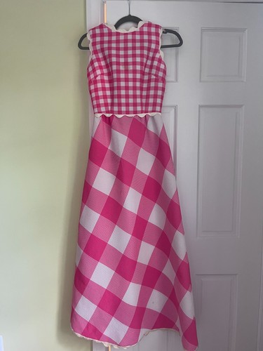 Vintage 1970s pink white evening gown