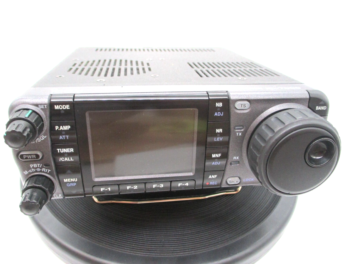 ICOM IC-7000 100W HF/50/144/430MHz All Mode Transceiver With CW ICOM IC-7000 100W HF/50/144/430MHz All Mode Transceiver With CW