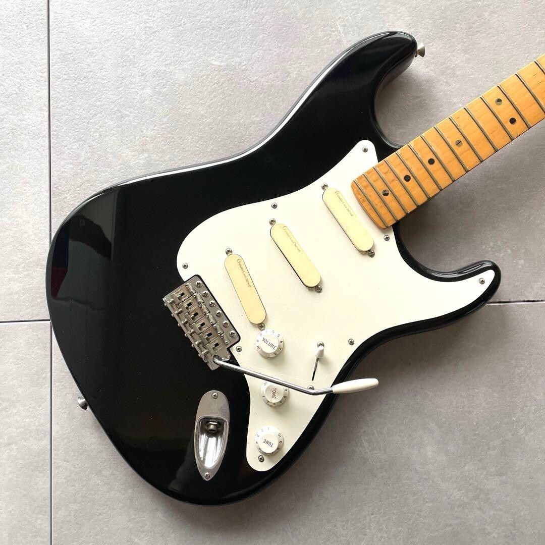 Fender Blackie Eric Clapton Stratocaster Electric Guitar Fender Blackie Eric Clapton Stratocaster Electric Guitar