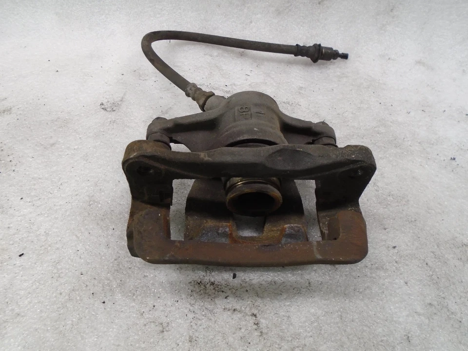 Pinza de freno trasera izquierda del lado del conductor Lexus LS400 1990-1992 OEM DK611312 Foto 3 de 4