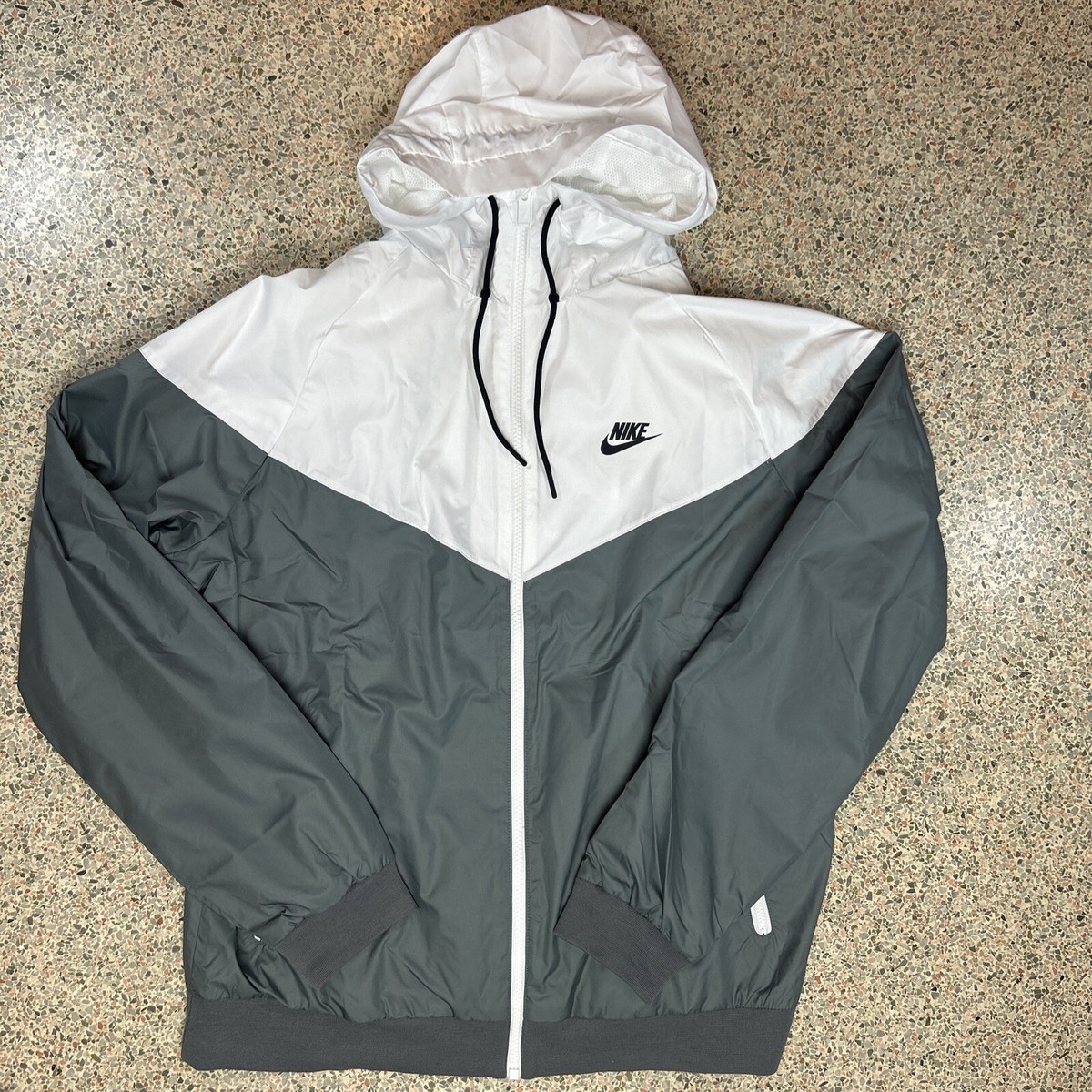 NIKE Sportswear Windrunner Full-Zip Jacket 727324-084 White