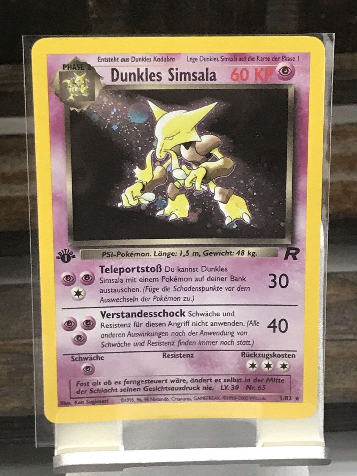 Dark Alakazam evolution set NM 1st edition