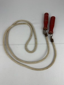 Wooden Handle Jump Rope Pre-owned Excellent Condition