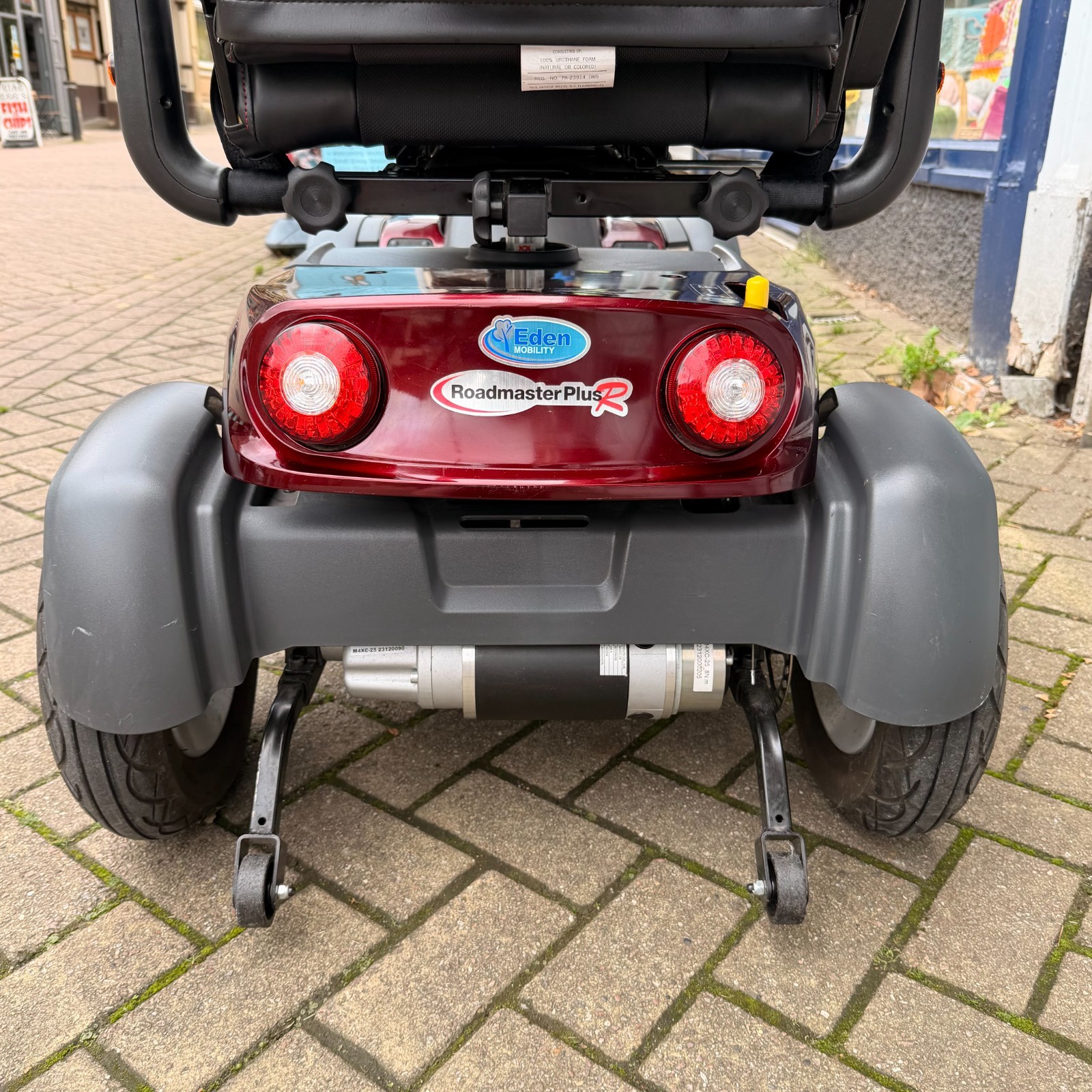 Eden Mobility Roadmaster Plus R 8mph Road Legal Mobility Scooter Burgundy photo 7