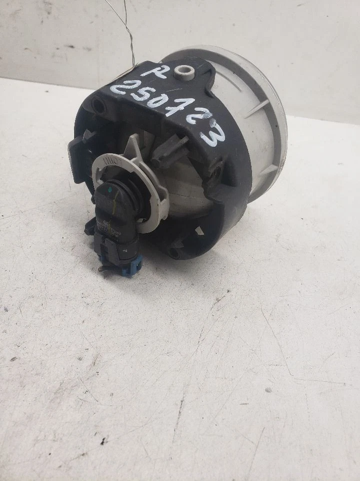 Cubierta de parachoques inferior antiniebla con luz de esquina/estacionamiento para caravana 05-09 1429317 Foto 2 de 4