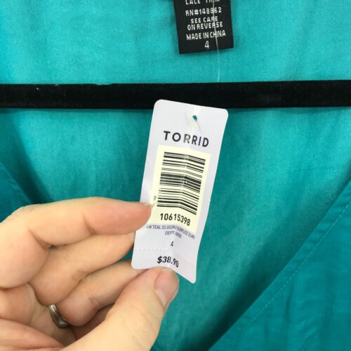 Torrid Top Womens 4X Green V-Neck Pullover Short Sleeve Casual New - Picture 4 of 13