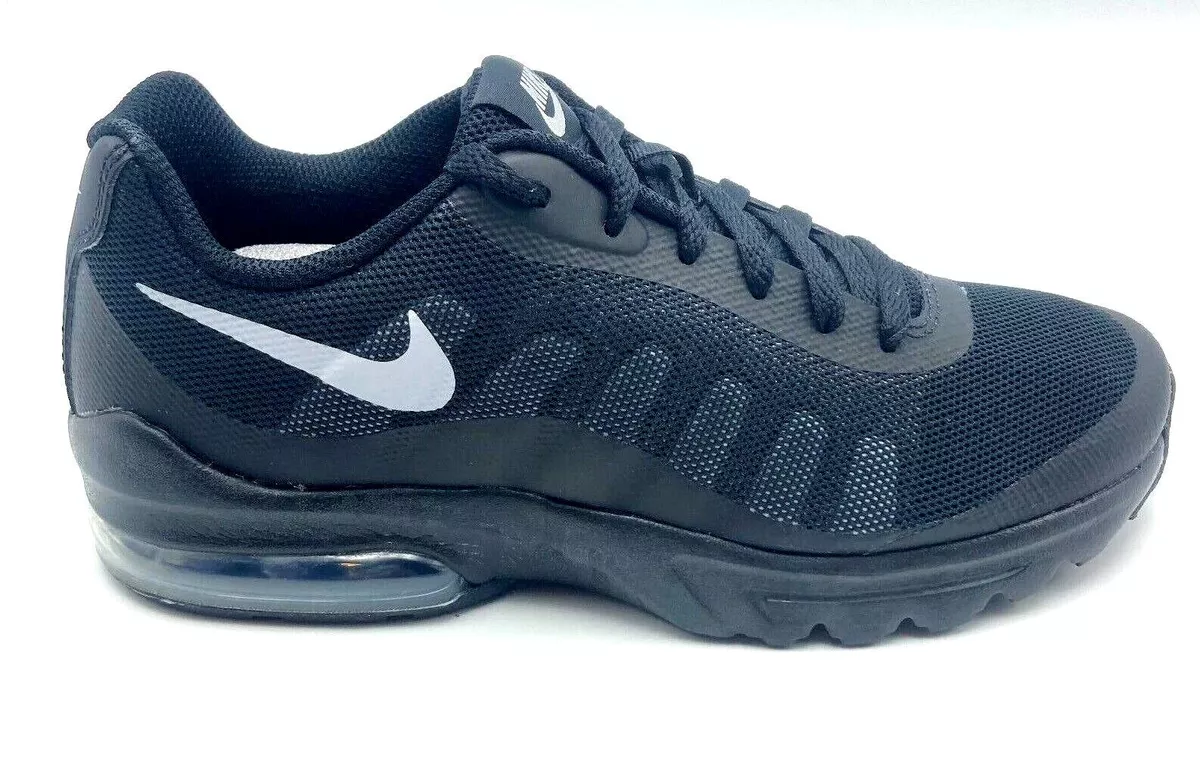 Boys nike deals trainers size 6