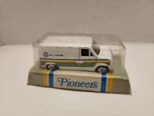 Vintage ERTL Bell System AT&T TELEPHONE White Ford F-150 VAN  1/64 MIP