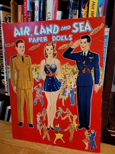 1943 SAALFIELD AIR, LAND and SEA PAPER DOLL BOOK uncut - Picture 2 of 9